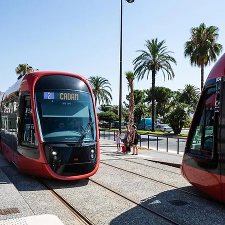 - Clim Ac - 5min Walk - 2min Tramway Apartment *